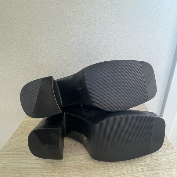 Black leather heeled combat boots with a square toe and silver buckle - Picture 6 of 6